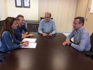 Andrés Muñoz de Dios y Francisco Granados se reúnen con los responsables de la asociación Jáslem.