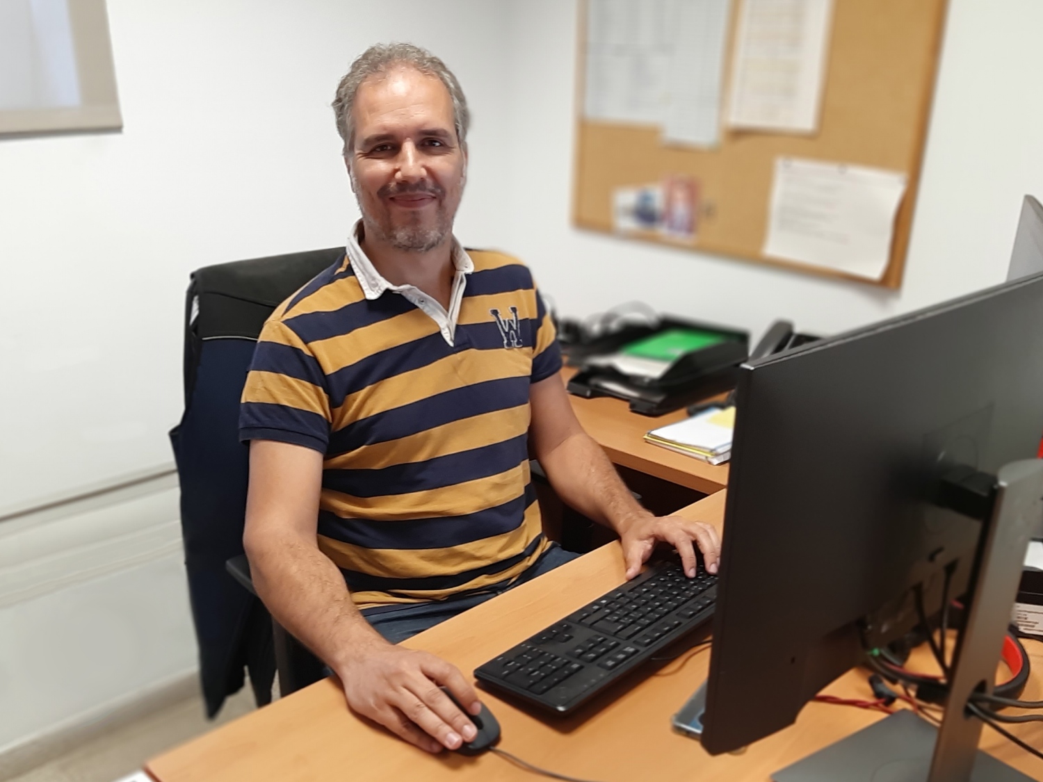 “En el departamento hacemos todos de todo, nos ayudamos unos a otros, como una gran familia”