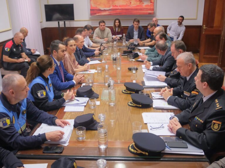 Puesta en marcha de los preparativos para el Carnaval: Tranvías dobles
