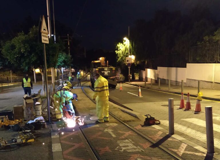Trabajos de mantenimiento de carriles en diversas zonas del área metropolitana