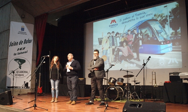 Presentación de la campaña en el IES La Laboral.