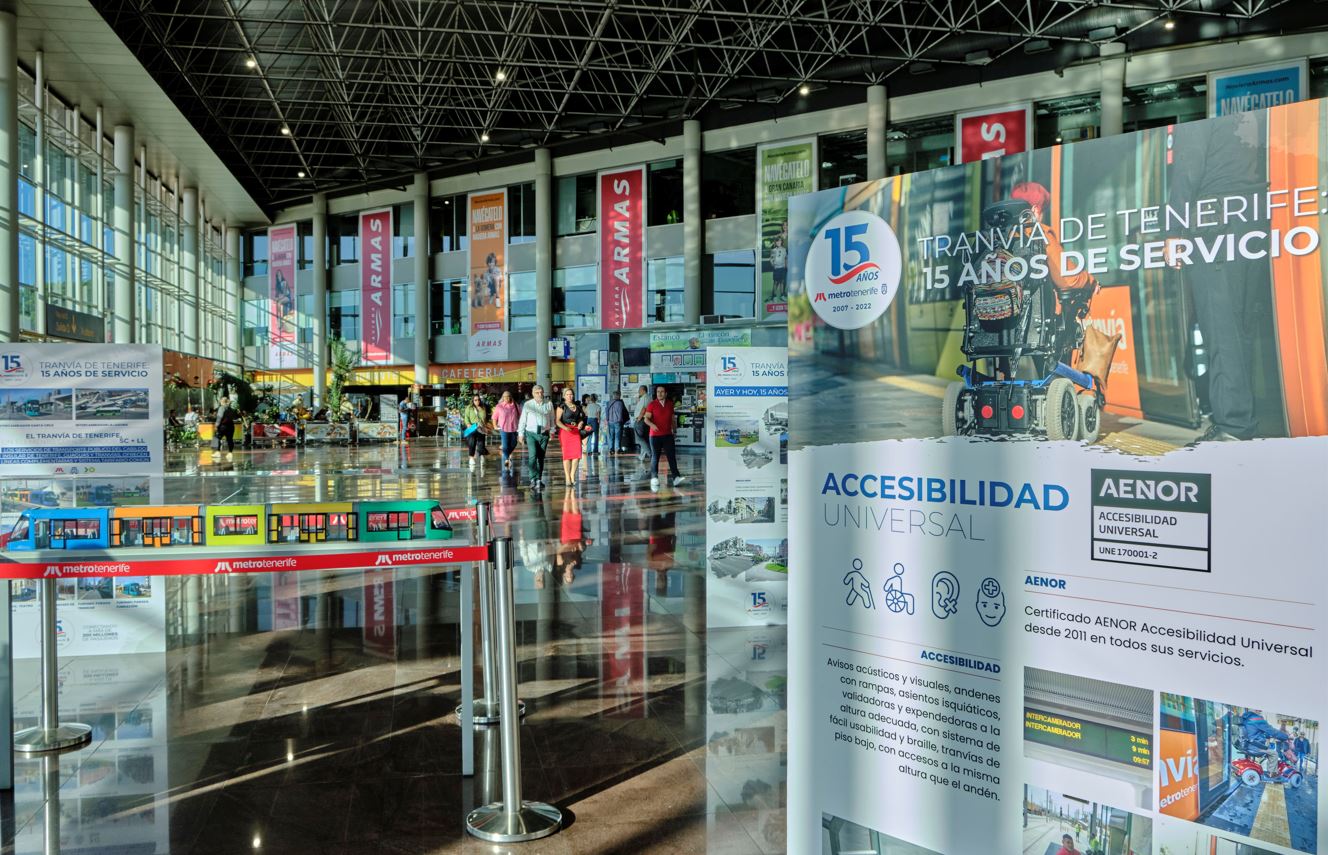 Exposición en el hall del Intercambiador.