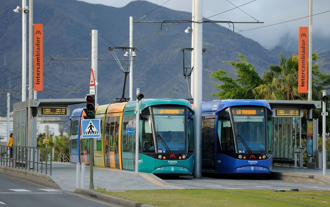 Tranvías en la parada Intercambiador.