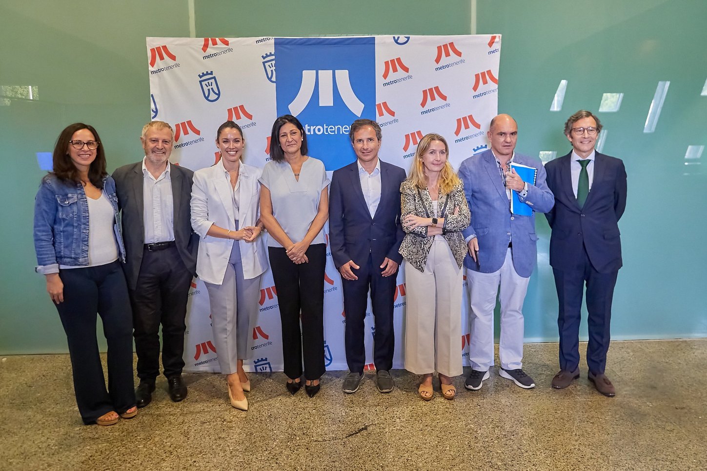 Autoridades y ponentes de la jornada técnica.